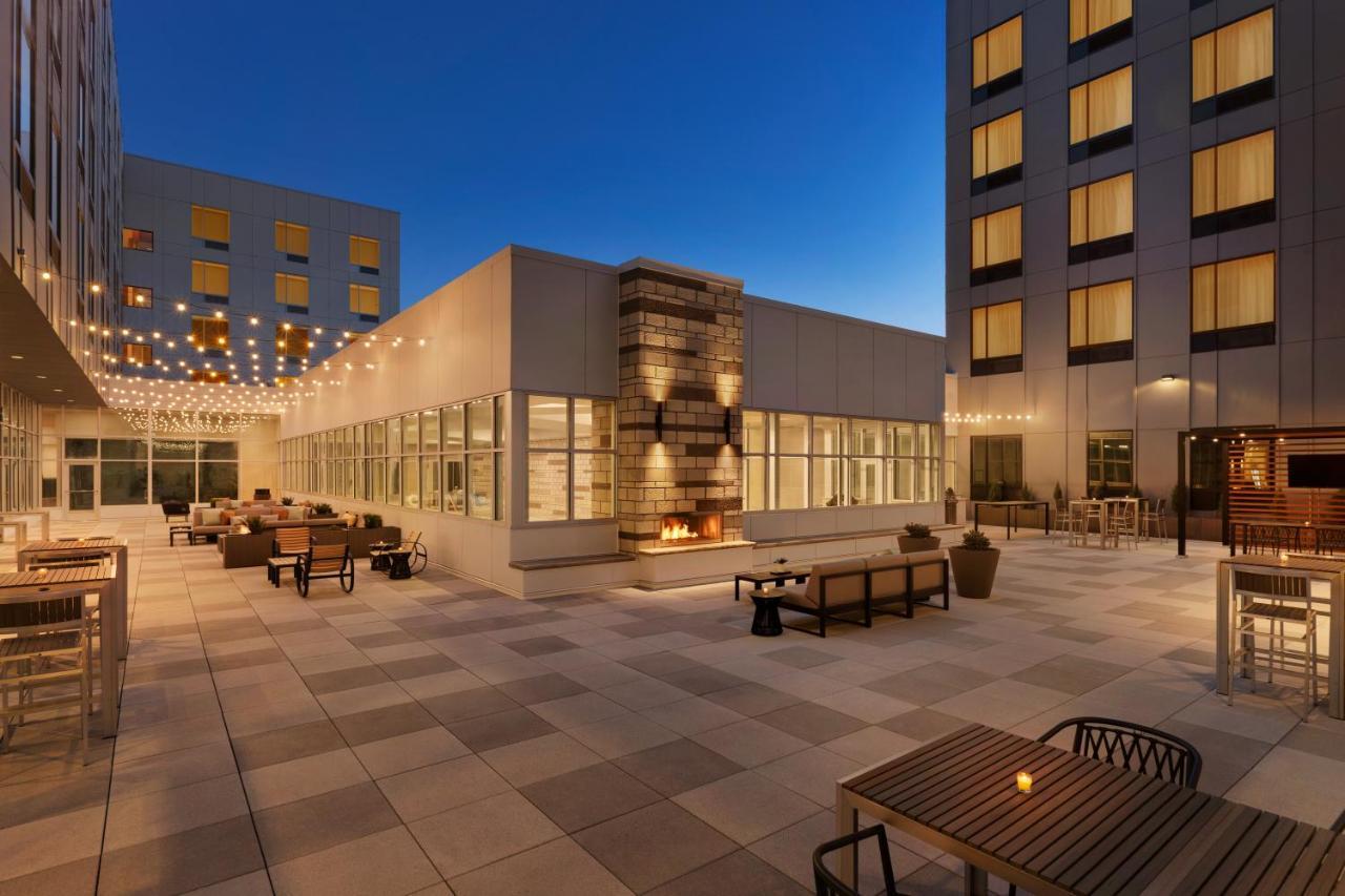 Even Hotels Rochester - Mayo Clinic Area By Ihg Bagian luar foto