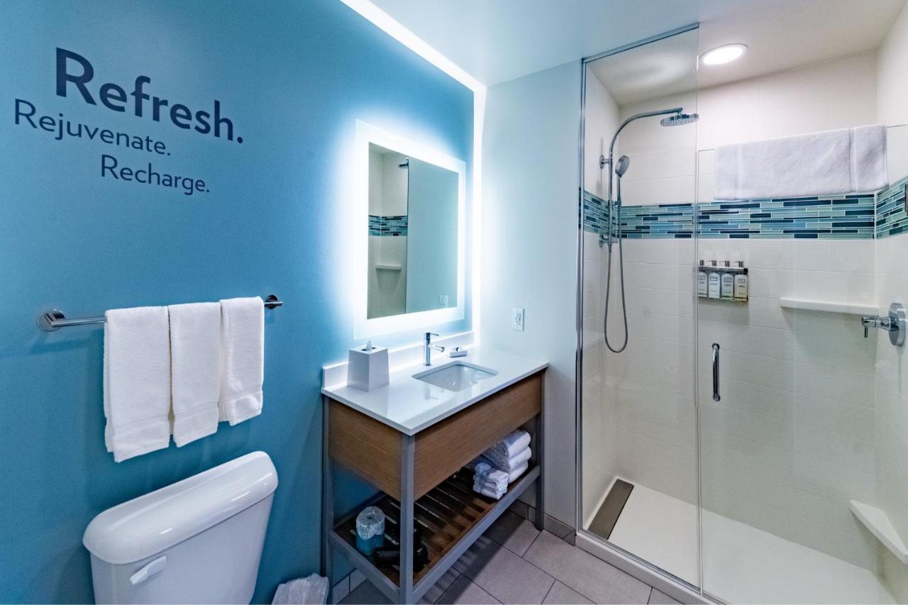 Even Hotels Rochester - Mayo Clinic Area By Ihg Bagian luar foto