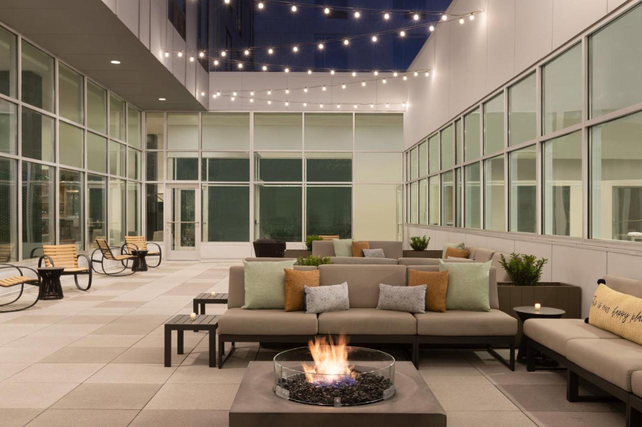 Even Hotels Rochester - Mayo Clinic Area By Ihg Bagian luar foto